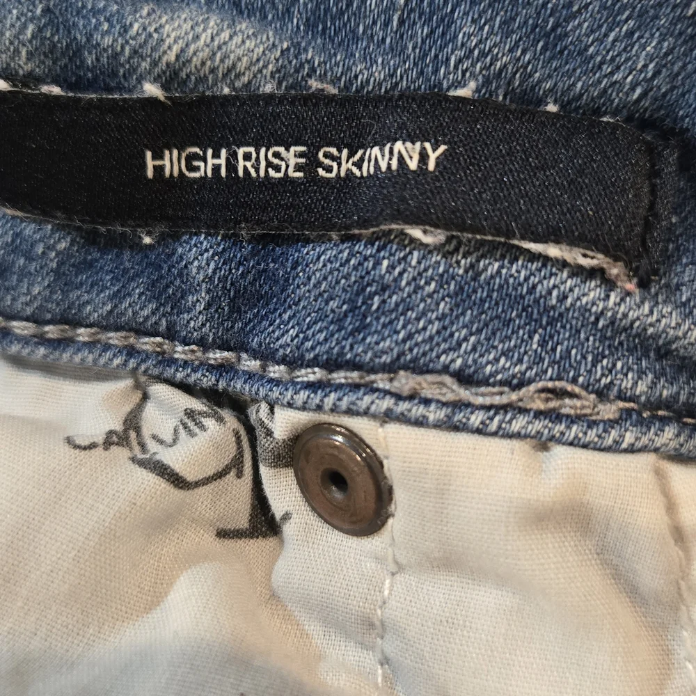 Calvin Klein Jeans Light Blue Denim (7c2) - Picture 6 of 9
